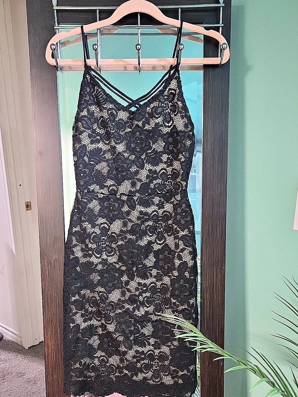 GUESS Floral Lace Midi Dress Size XS